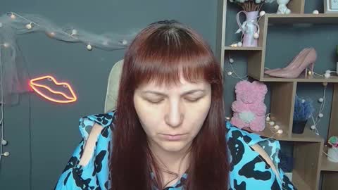 AliceInks online show from September 12, 7:07 am