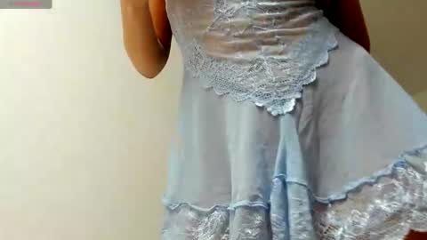 alicekelson online show from April 8, 4:47 am