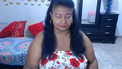 yasmin online show from November 15, 5:41 am