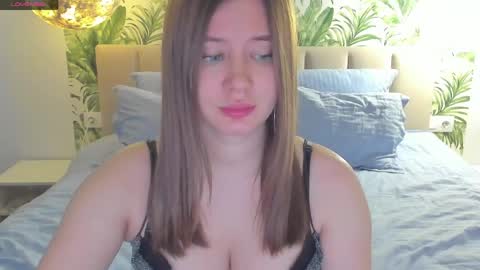 Alice online show from May 11, 2:56 pm