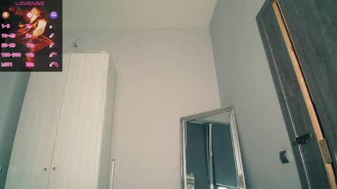 Alice online show from April 11, 6:33 pm