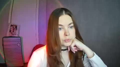 AlicexFresh online show from June 1, 9:22 am