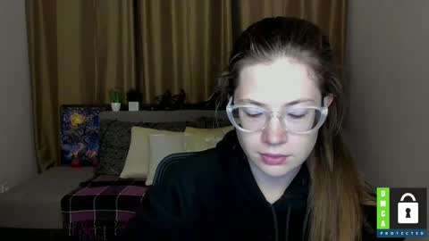 Alicia online show from September 17, 11:30 am