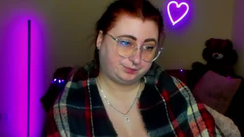 Alicia online show from April 17, 6:26 am