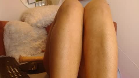 aliciacute    online show from September 30, 11:20 pm