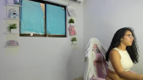 luisa online show from October 21, 8:13 pm