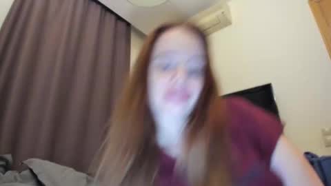 aliensi online show from September 21, 7:23 pm