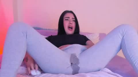 aliice_69 online show from June 20, 1:31 am