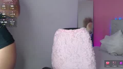 lili online show from April 12, 12:35 am