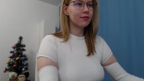 alinasei online show from January 6, 6:11 pm