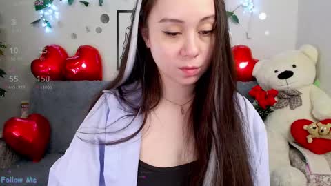 AlinaXRose online show from April 3, 10:30 pm