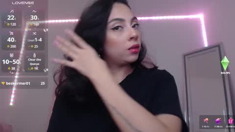 Snapshot of alisa__cain chatting on January 24, 6:24 am Alejandra online show from January 24, 6:24 am