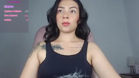 Snapshot of alisa__cain chatting on September 23, 7:28 am Alejandra online show from September 23, 7:28 am