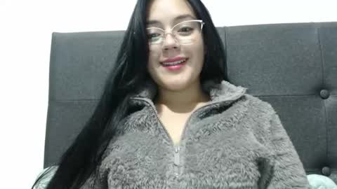 alisha_9997 online show from May 15, 10:18 am