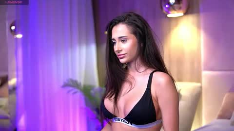 Alishaskye online show from October 13, 5:21 am