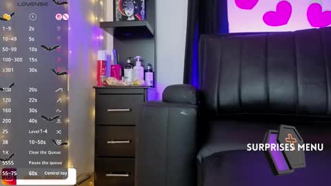 alison_wynter online show from February 15, 7:51 am