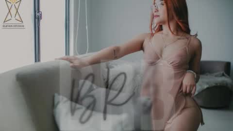 Snapshot of aliss_es chatting on September 10, 11:38 pm ALISS online show from September 10, 11:38 pm