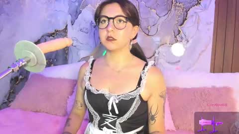 Mia online show from March 27, 8:31 pm