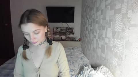 Snapshot of alistrisx chatting on October 5, 2:55 pm AlisTrisx online show from October 5, 2:55 pm