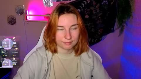 A L I C E  online show from September 14, 8:51 pm