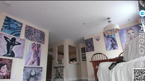 Alize Zaide online show from April 12, 7:27 pm