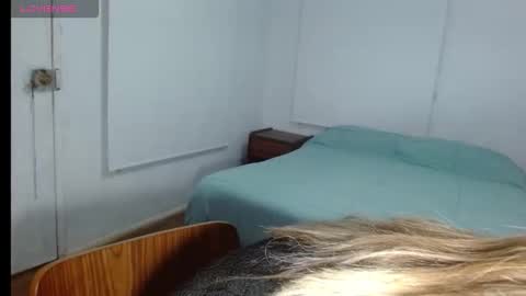 Snapshot of allegra_ferragamo chatting on October 6, 1:00 am Ale online show from October 6, 1:00 am