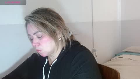 Snapshot of allegra_ferragamo chatting on September 19, 5:56 pm Ale online show from September 19, 5:56 pm