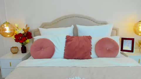 Lexi online show from April 11, 7:45 am