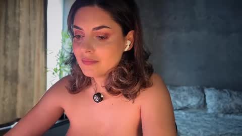 Allie online show from April 3, 11:19 am