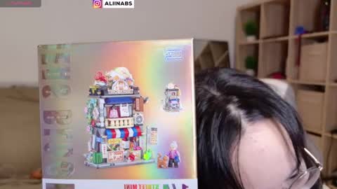 Snapshot of alllinaeve chatting on March 10, 4:35 pm Alina online show from March 10, 4:35 pm