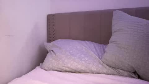 allyanalangel online show from March 15, 3:19 am