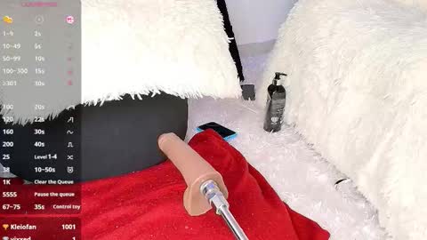 allymdo online show from March 11, 6:54 pm