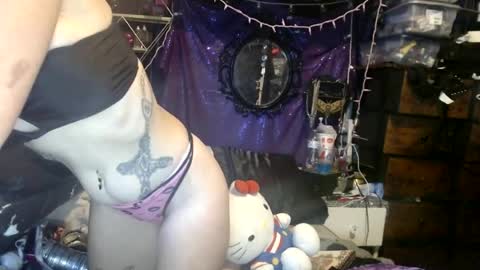 allymoon1369 online show from July 7, 11:29 pm