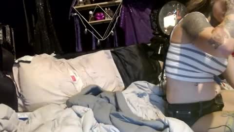 allymoon1369 online show from July 9, 5:54 am