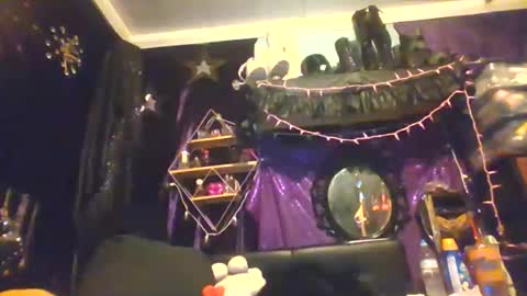 allymoon1369 online show from July 14, 6:18 am
