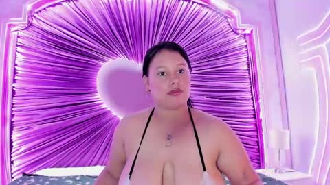 alma_rivers online show from May 1, 11:35 am