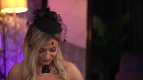 Alma online show from October 24, 7:32 pm