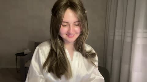 Anna online show from April 5, 9:47 pm