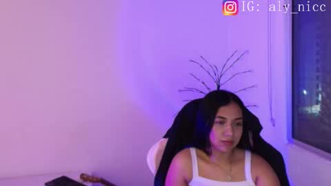 Aly online show from February 27, 2:22 am