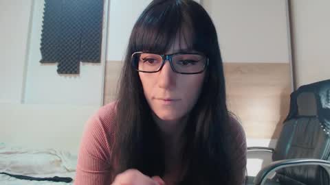 Alice online show from April 8, 12:07 pm