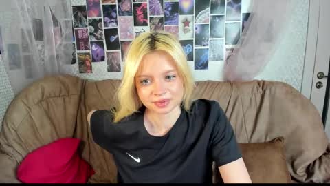 Alysa   7GMT  online show from February 5, 1:58 pm