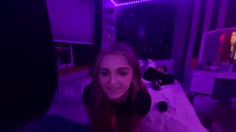 alyssastoneee online show from October 21, 4:05 am