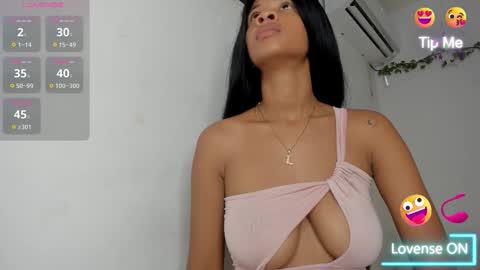 AMAIA online show from March 18, 7:52 pm