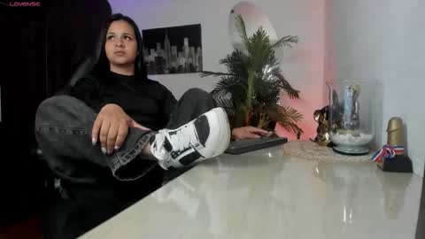 anny online show from January 11, 2:16 am