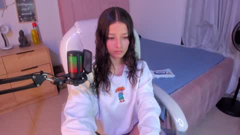 Snapshot of amaia_daniells chatting on February 7, 4:06 am B I A N C A online show from February 7, 4:06 am