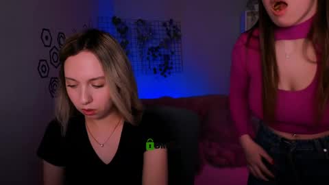 Amalia online show from March 28, 9:46 pm