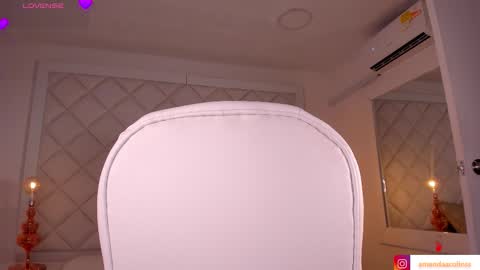 Snapshot of amanda_colin chatting on October 19, 4:36 am Amanda online show from October 19, 4:36 am