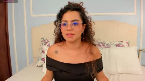 Amanda Rios online show from May 15, 11:51 pm
