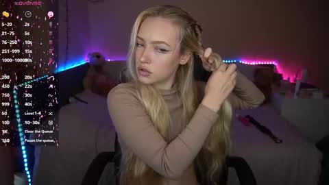 Snapshot of amandaafire chatting on November 1, 6:50 am Amanda online show from November 1, 6:50 am