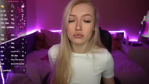 Snapshot of amandaafire chatting on February 24, 7:31 am Amanda online show from February 24, 7:31 am